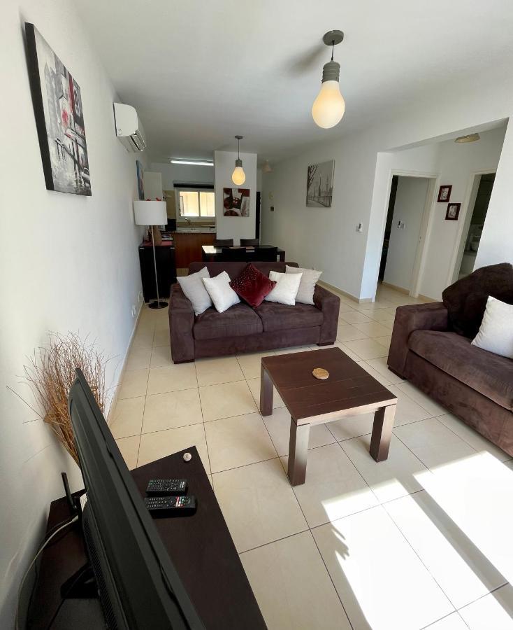 Apartamento 109 Queens Gardens, Paphos Exterior foto